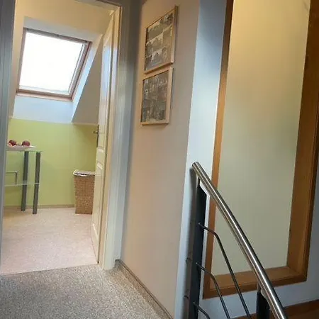 Urlaubsbahnhof-wartehalle Lejlighed Lauterbach (Rugen)