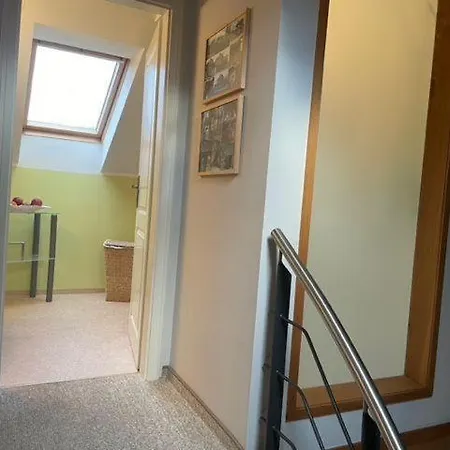 Urlaubsbahnhof-wartehalle Apartment Lauterbach (Rugen)